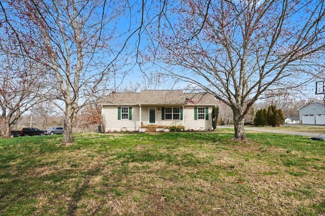 1162 Peter Pond Rd, Ashland City, TN 37015