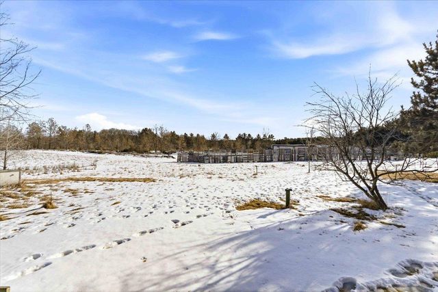 W8731 Ember Avenue, Oxford, WI 53952