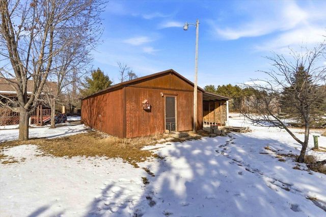 W8731 Ember Avenue, Oxford, WI 53952