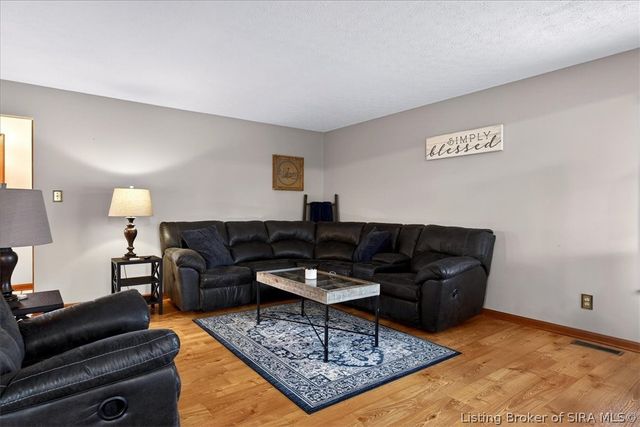 3415 Whispering Woods Drive NE, New Salisbury, IN 47161