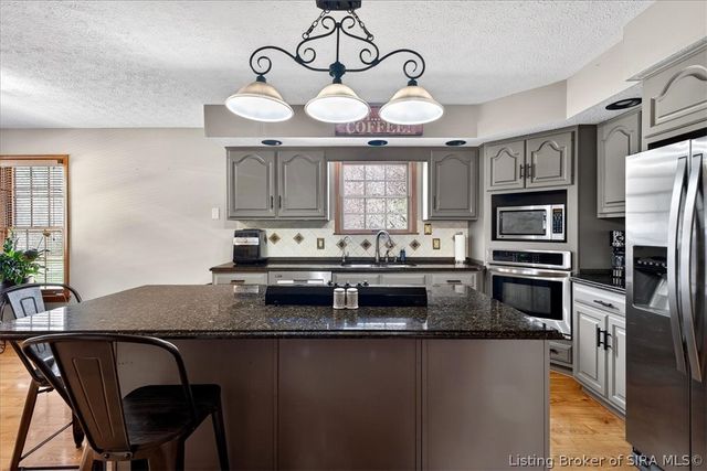 3415 Whispering Woods Drive NE, New Salisbury, IN 47161