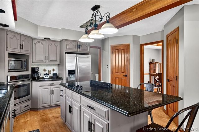 3415 Whispering Woods Drive NE, New Salisbury, IN 47161