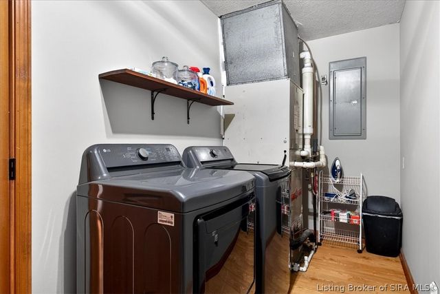 3415 Whispering Woods Drive NE, New Salisbury, IN 47161