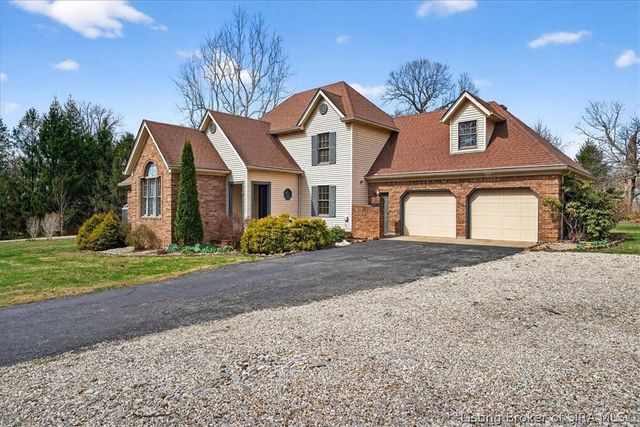 3415 Whispering Woods Drive NE, New Salisbury, IN 47161