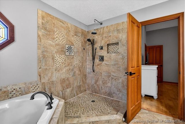 3415 Whispering Woods Drive NE, New Salisbury, IN 47161