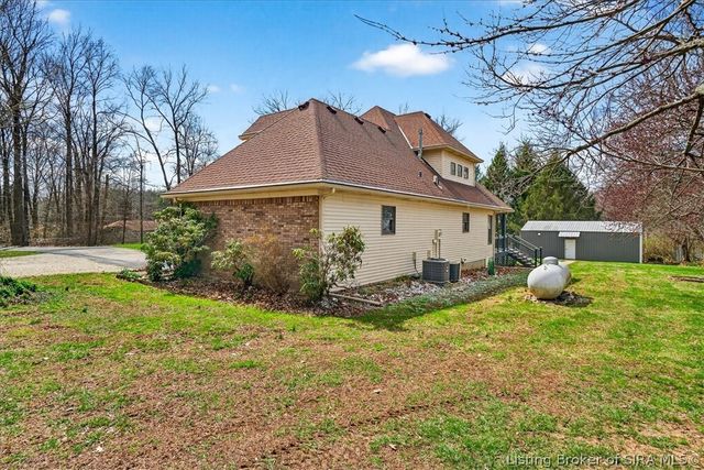 3415 Whispering Woods Drive NE, New Salisbury, IN 47161