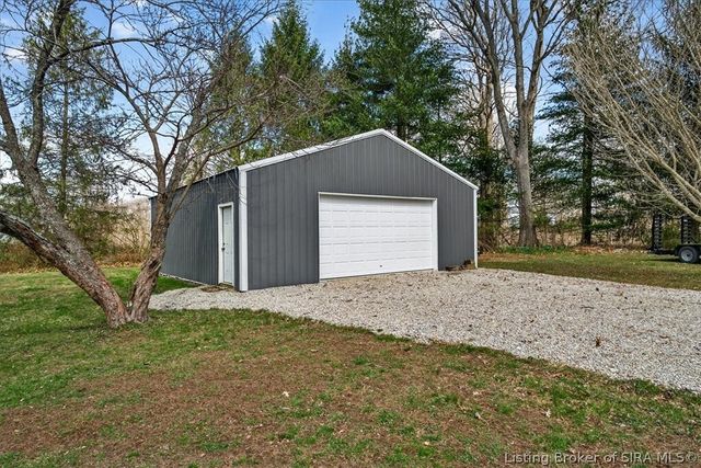 3415 Whispering Woods Drive NE, New Salisbury, IN 47161