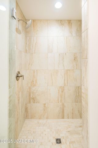 4202 MEETING STREET, Jefferson City, MO 65109