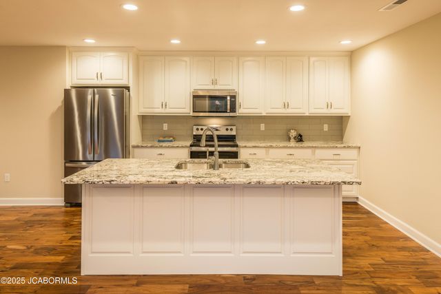 4202 MEETING STREET, Jefferson City, MO 65109