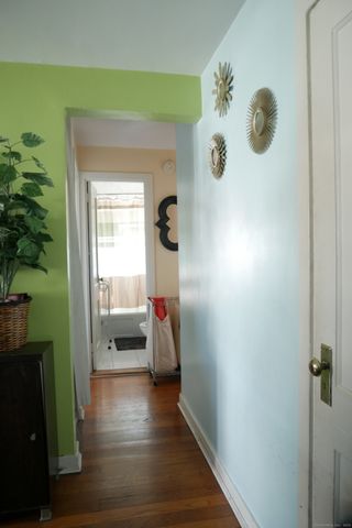 490 Success Avenue 11, Bridgeport, CT 06610