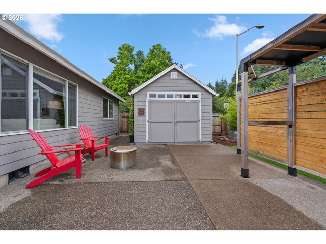 19277 MINUET Ct, Oregon City, OR 97045