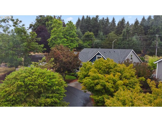 19277 MINUET Ct, Oregon City, OR 97045