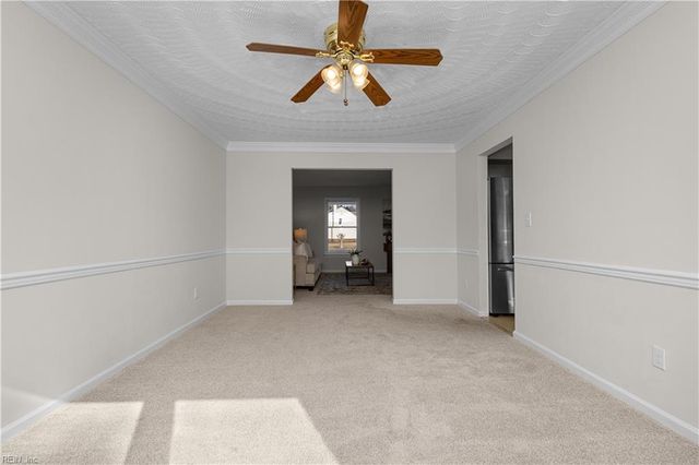 1024 Wymers CT, Chesapeake, VA 23322