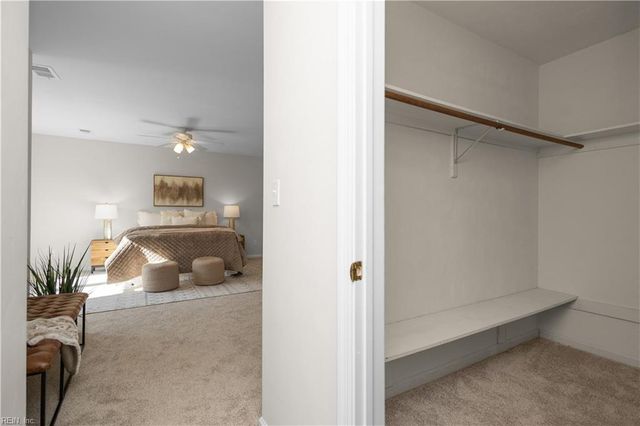 1024 Wymers CT, Chesapeake, VA 23322