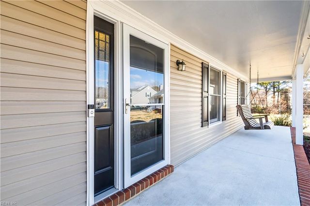 1024 Wymers CT, Chesapeake, VA 23322