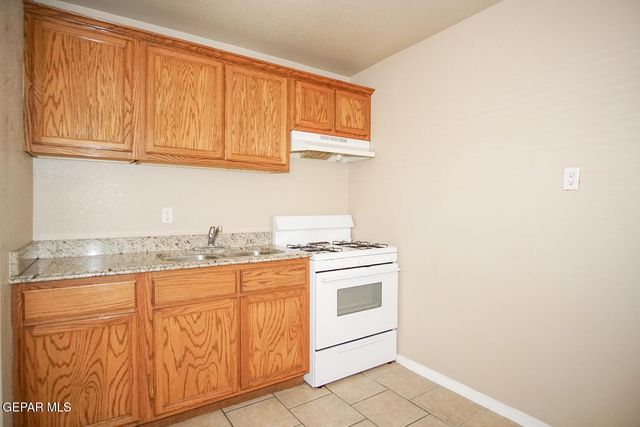 8604 Lawson Street 3, El Paso, TX 79904