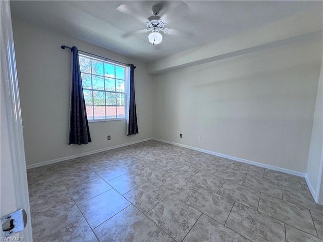 4720 Saint Croix LN 124, Naples, FL 34109