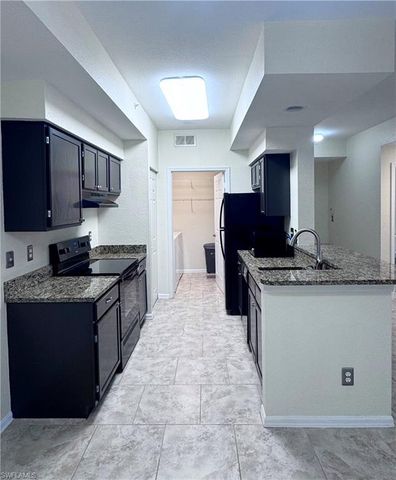 4720 Saint Croix LN 124, Naples, FL 34109