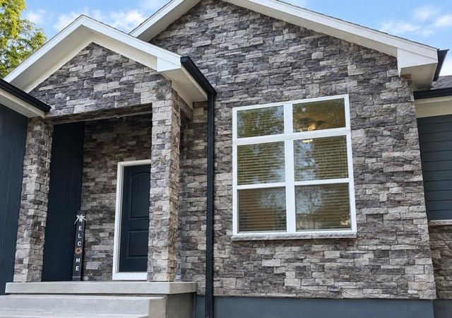 609 Campbell Street, Pleasant Hill, MO 64080