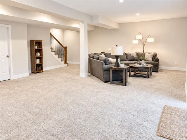 609 Campbell Street, Pleasant Hill, MO 64080