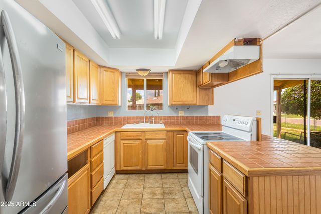 1016 CHOLLA Circle, Sierra Vista, AZ 85635