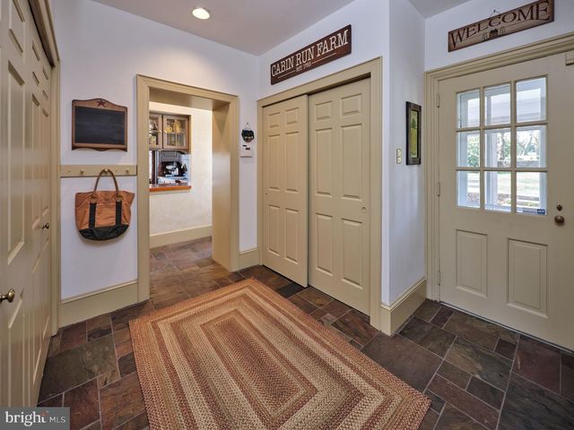 6398 DURHAM RD, Pipersville, PA 18947