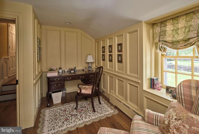 6398 DURHAM RD, Pipersville, PA 18947