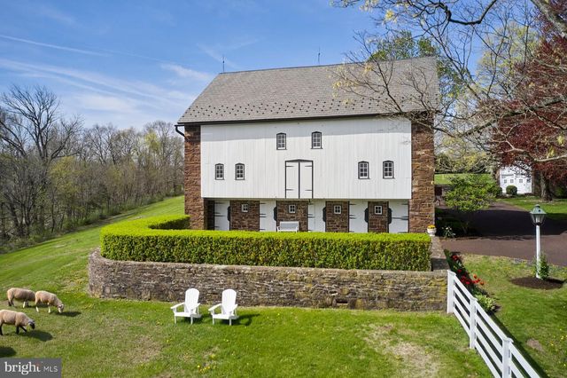 6398 DURHAM RD, Pipersville, PA 18947