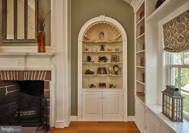 6398 DURHAM RD, Pipersville, PA 18947