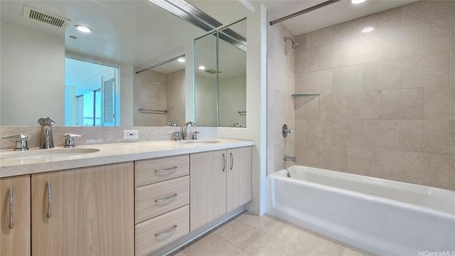 88 Piikoi Street 2408, Honolulu, HI 96814