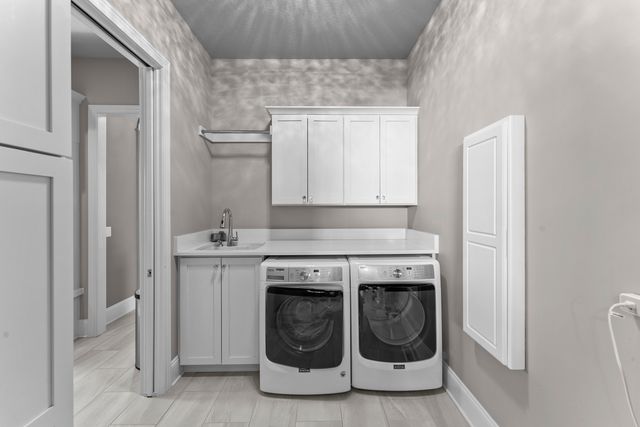 4928 Woody Creek, Bettendorf, IA 52722