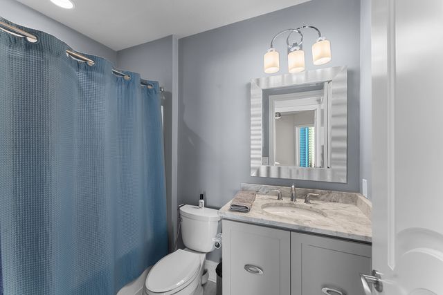 4928 Woody Creek, Bettendorf, IA 52722