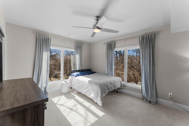 4928 Woody Creek, Bettendorf, IA 52722