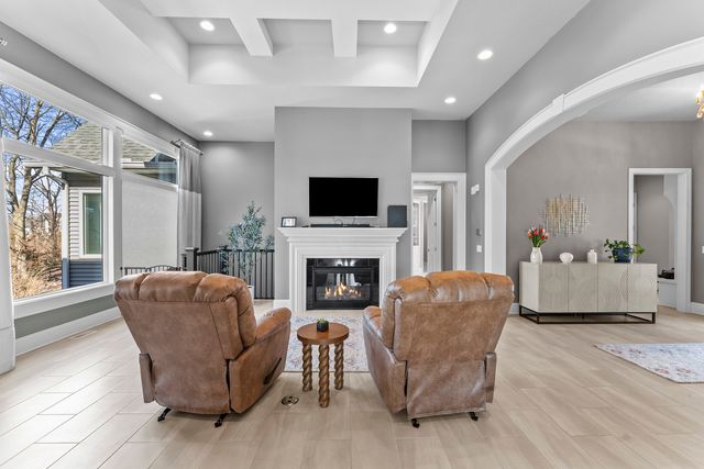 4928 Woody Creek, Bettendorf, IA 52722