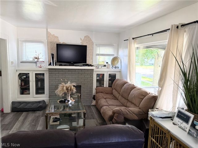 869 Berwin Street, Akron, OH 44310