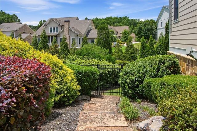 4786 Olde Village Cove, Dunwoody, GA 30338