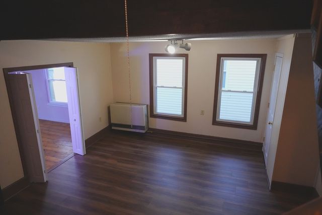 10 Clinton Ave, Lowell, MA 01854