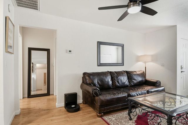 49 W Oak, Colfax, CA 95713