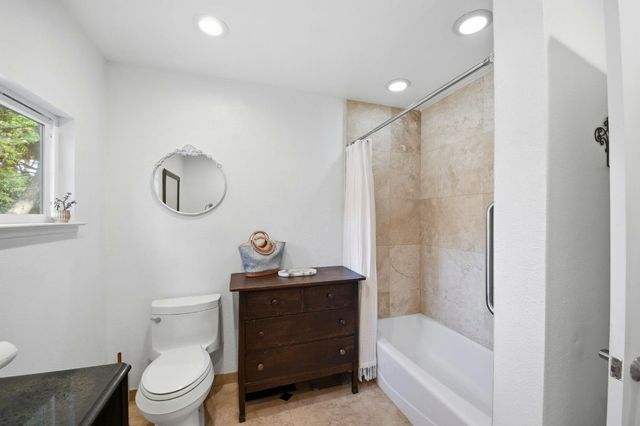 49 W Oak, Colfax, CA 95713