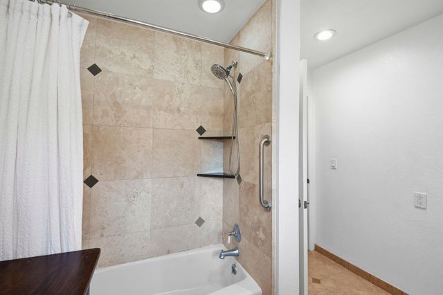 49 W Oak, Colfax, CA 95713