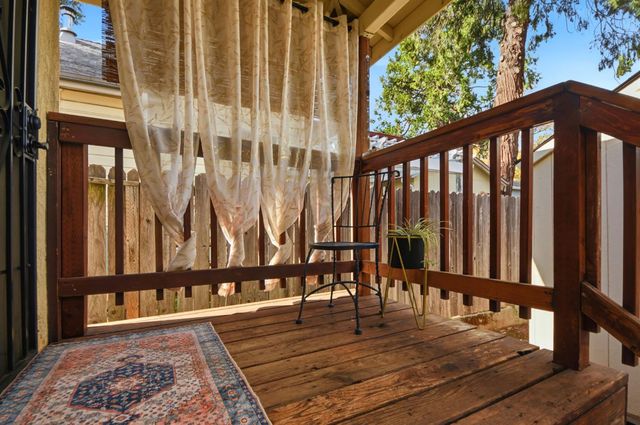 49 W Oak, Colfax, CA 95713