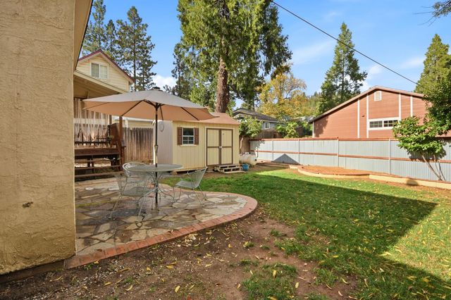 49 W Oak, Colfax, CA 95713