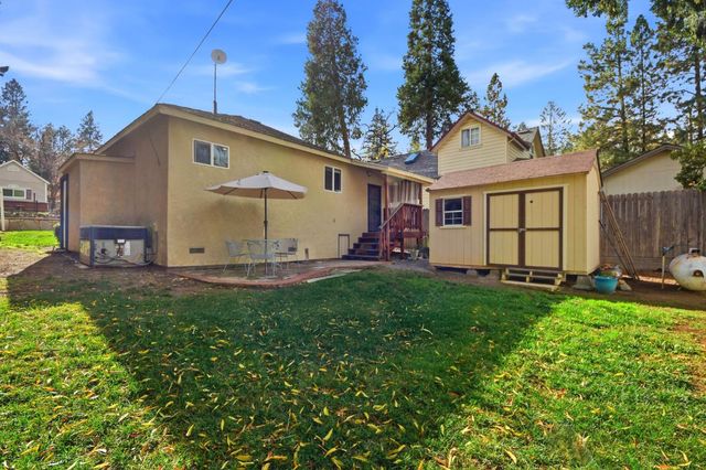 49 W Oak, Colfax, CA 95713