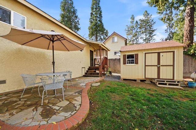 49 W Oak, Colfax, CA 95713