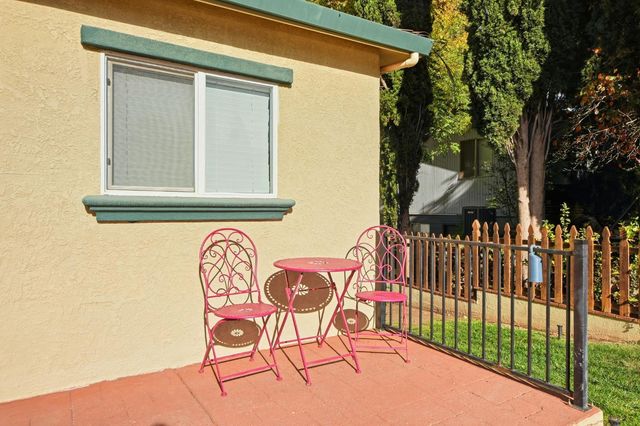 49 W Oak, Colfax, CA 95713