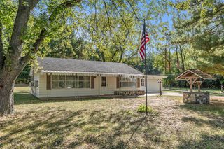 1951 S 14th Street, Niles, MI 49120