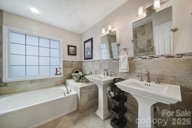 1643 Bridal Trail, Rock Hill, SC 29732