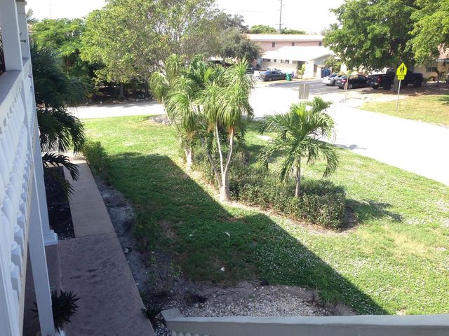 1820 NE 56th Street, Fort Lauderdale, FL 33308