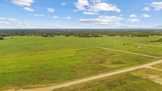 213 Homestead Court, Lipan, TX 76462