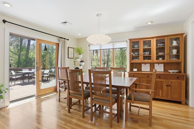 3 Hawthorne St, Acton, MA 01720